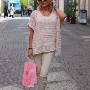 Fanny – Virkad oversizetröja – Beige
