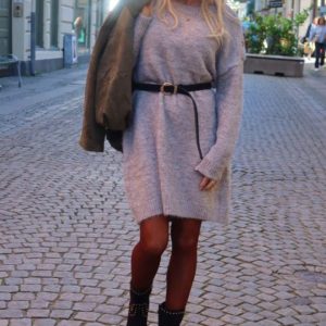 Mockastövlett med guldnitar –  Svart