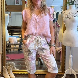 Långa shorts i superstretch med blommönster – Beige
