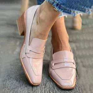 Mia | Kvinno Patentläder Loafers Blockklack Slip-On Komfort